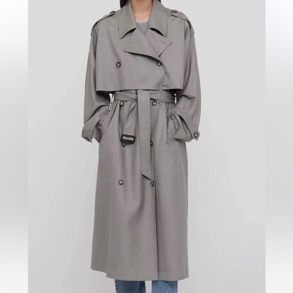 Toteme spring/summer 2022 grey trench